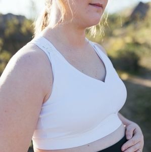 Everyday V-Neck Senita Nursing Sports Bras